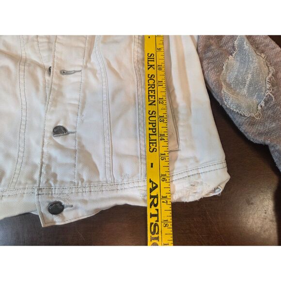 Free People Denim Jacket Size S/P French Vanilla Distressed Removable Hoodie - Picture 6 of 6